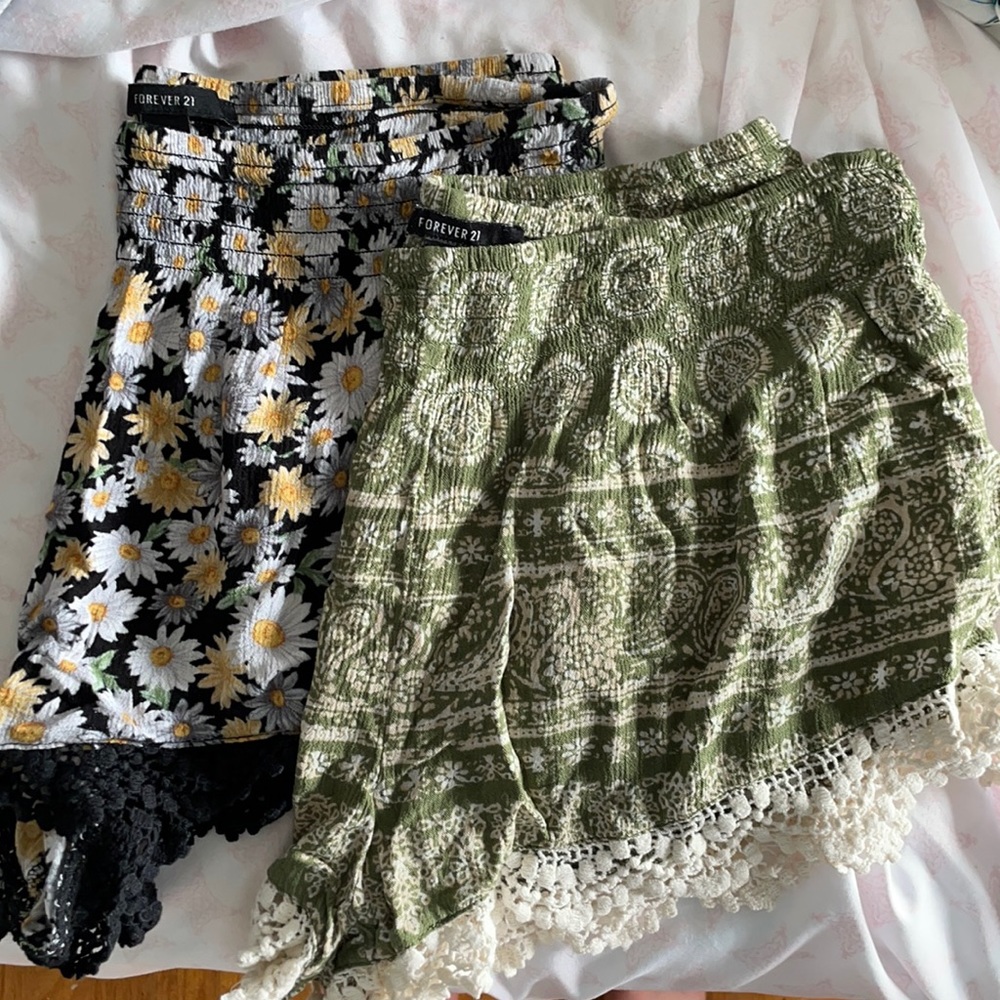 2/$10 Two pairs of flowy high waist shorts